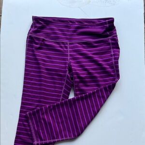 Athleta Vibrant Purple Striped Cropped Leggings Sz M